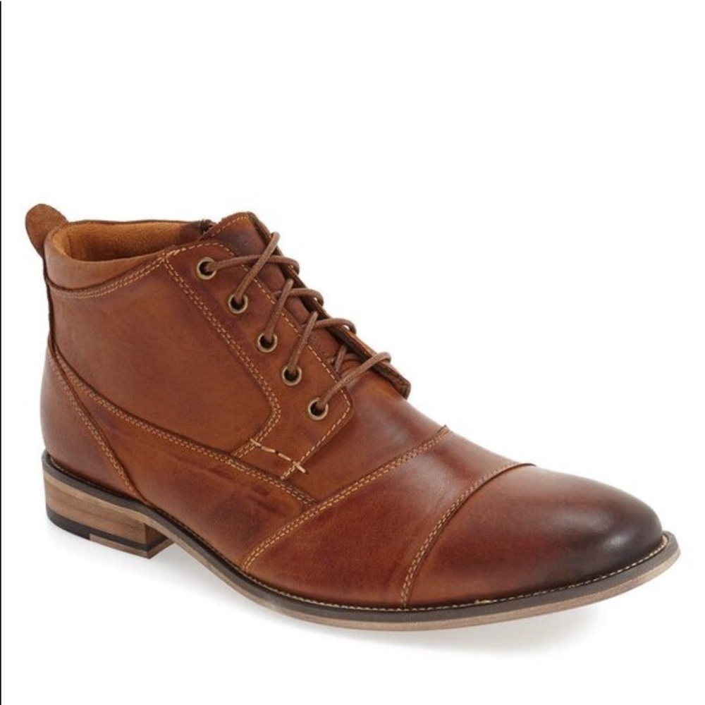 Men’s Lace Up Chelsea/Chukka Boot